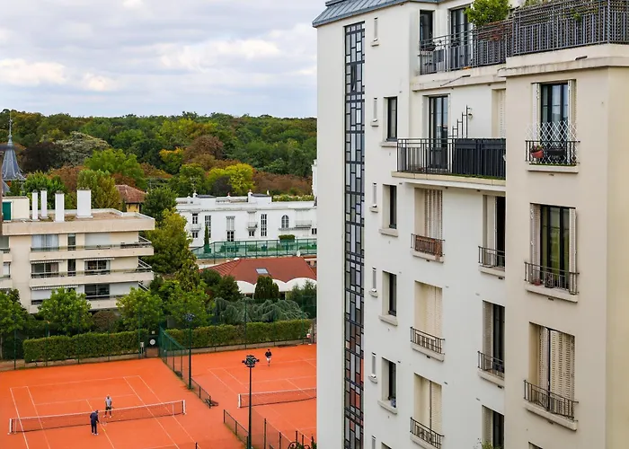 Charmant 2 Pieces Avec Terrasse Ensoleillee A Deux Pas Du Bois-De-Boulogne Et Rolland Garros